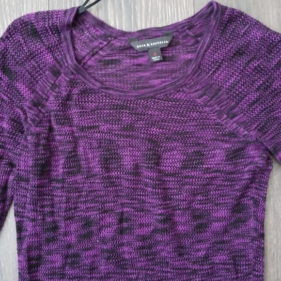 Asymmetrical Sweater - Picture 2 of 2